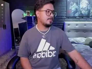 Chaturbate Best live sex cam show of daviidevans