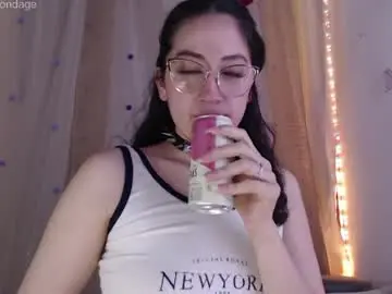 Chaturbate Live Sex Cam of tanya_worldbondage