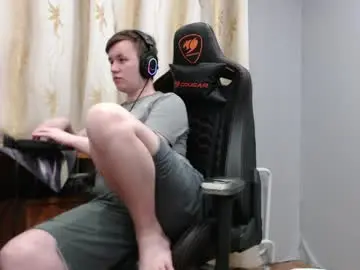 Chaturbate Sex Cam of iliaskrisloveee