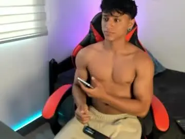 Chaturbate Best Webcam of zyzz_1812