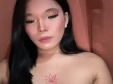 Chaturbate Live Sex Cam of tiaragodhere