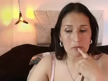 Chaturbate Adult Video Chat of barbara_fox__
