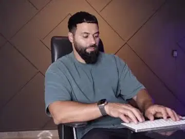 Chaturbate Live Sex of glennmasters