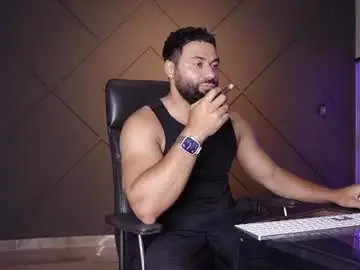 Chaturbate Nude Webcam of glennmasters