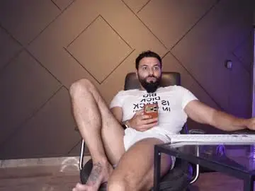 Chaturbate Nude Webcam of glennmasters