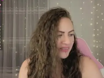 Chaturbate Watch Live Sex Cams of lilyrose1_