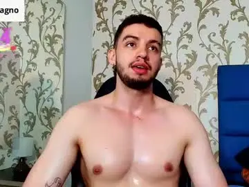 Chaturbate Adult Webcam of michael_magno