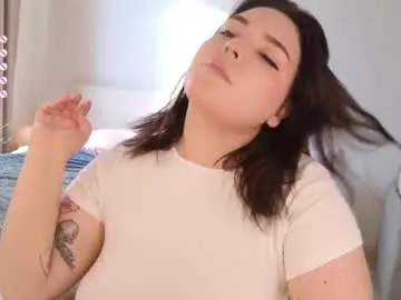 Chaturbate Live Sex Cam of yumiyammy