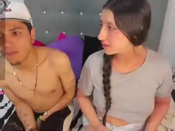 Chaturbate Watch Live Sex Cams of geminis_escorpio_10