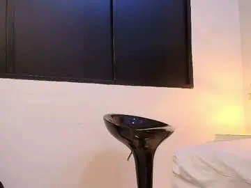Chaturbate Live Sex Cam of aresrossi_