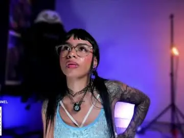 Chaturbate Live Sex Cam of ghostlydolll