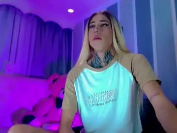 Chaturbate Adult Webcams of oliviahot01