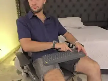 Chaturbate Sex Chat of maximusclark1_