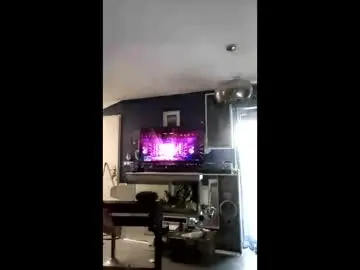 Chaturbate Live Sex Cam of hubeer