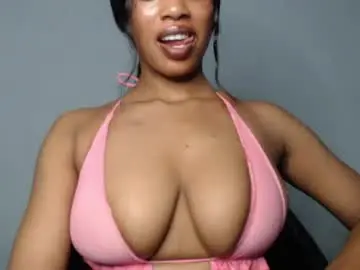 Chaturbate Adult Video Chat of shallie_x