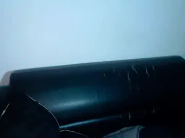 Chaturbate Watch Live Sex Cams of bellaluxxs