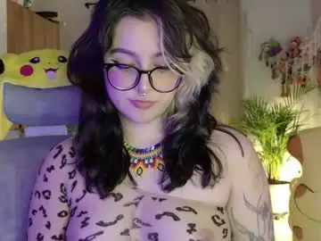 Chaturbate Adult Video Chat of hazelbrownn23