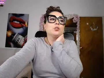 Chaturbate Adult Video Chat of martiniella