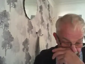 Chaturbate Live Sex of champers37