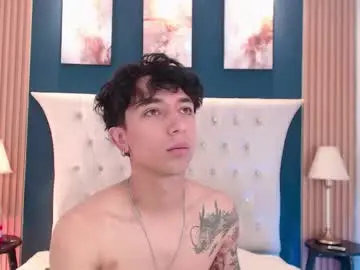 Chaturbate Live Sex of aiden_rivers_