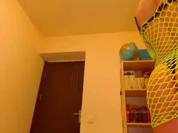 Chaturbate Watch Live Sex Cams of agatha137