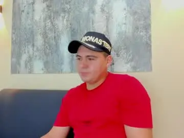 Chaturbate Adult Video Chat of theo_wood3