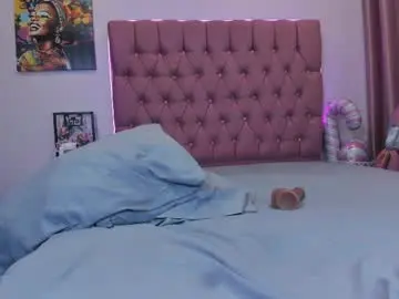 Chaturbate Live Sex Cam of mazeekiin