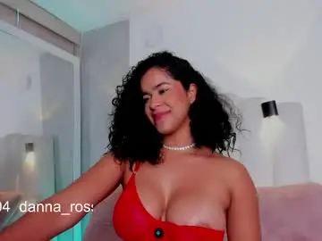 Chaturbate Best live sex cam show of danna_ross101