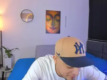 Chaturbate Live Porn of kendel_dimitri