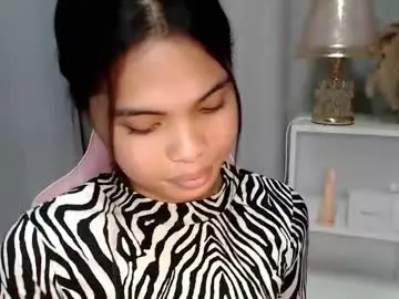 Chaturbate Live Sex Cam of chictemptation_