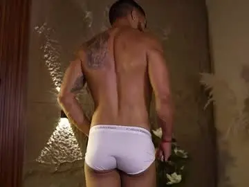 Chaturbate Sex Chat of dann_saenz