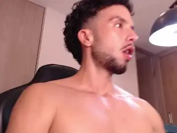 Chaturbate Best live sex cam show of danielsantosbubleaz