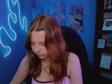 Chaturbate Live Sex Cam of linaa_dolly