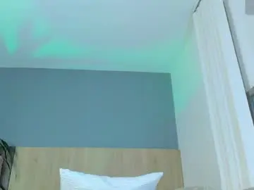 Chaturbate Live Sex Cam of goddess_curvyy