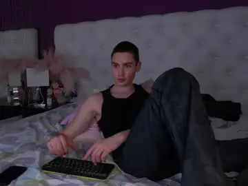 Chaturbate Live Sex Cam of swag_owner