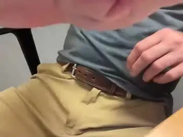 Chaturbate Live Sex Cam of joekmerchant