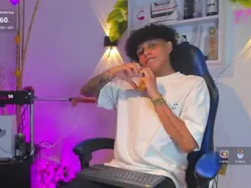 Chaturbate Best live sex cam show of _taylor_black