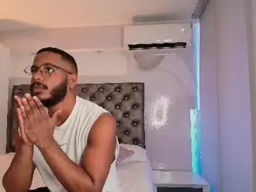 Chaturbate Live Sex Cam of dereckandjake
