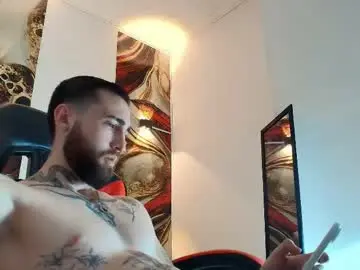Chaturbate Free Porn Cam of luke_davis01