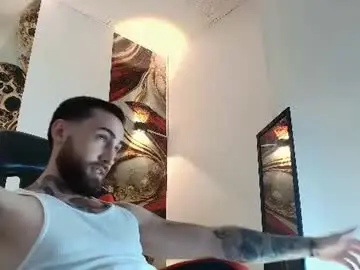 Chaturbate Live Sex Cam of luke_davis01