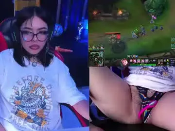 Chaturbate Watch Live Sex Cams of nyveth