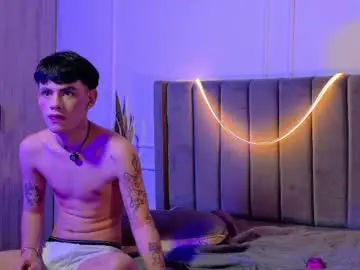 Chaturbate Free Live Porn of zeyn_smith