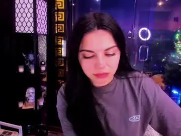 Chaturbate Nude Webcam of alma_pearl