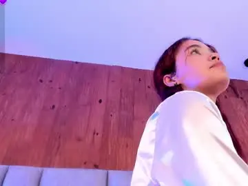 Chaturbate Best live sex cam show of camilaa_smith_