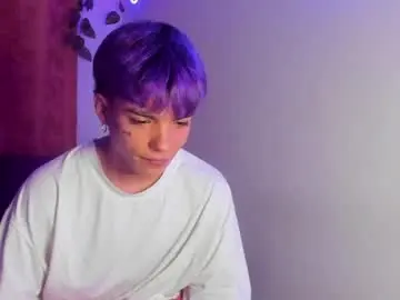 Chaturbate Live Sex Cam of submissive_boyy_