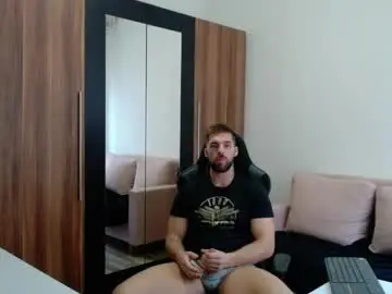 Chaturbate Free Porn Cam of darius_94
