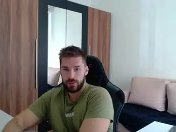 Chaturbate Best live sex cam show of darius_94