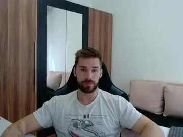 Chaturbate Nude Webcam of darius_94