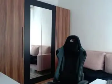 Chaturbate Watch Live Sex Cams of darius_94