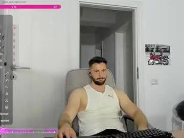 Chaturbate Live Sex Cam of hard_chriss